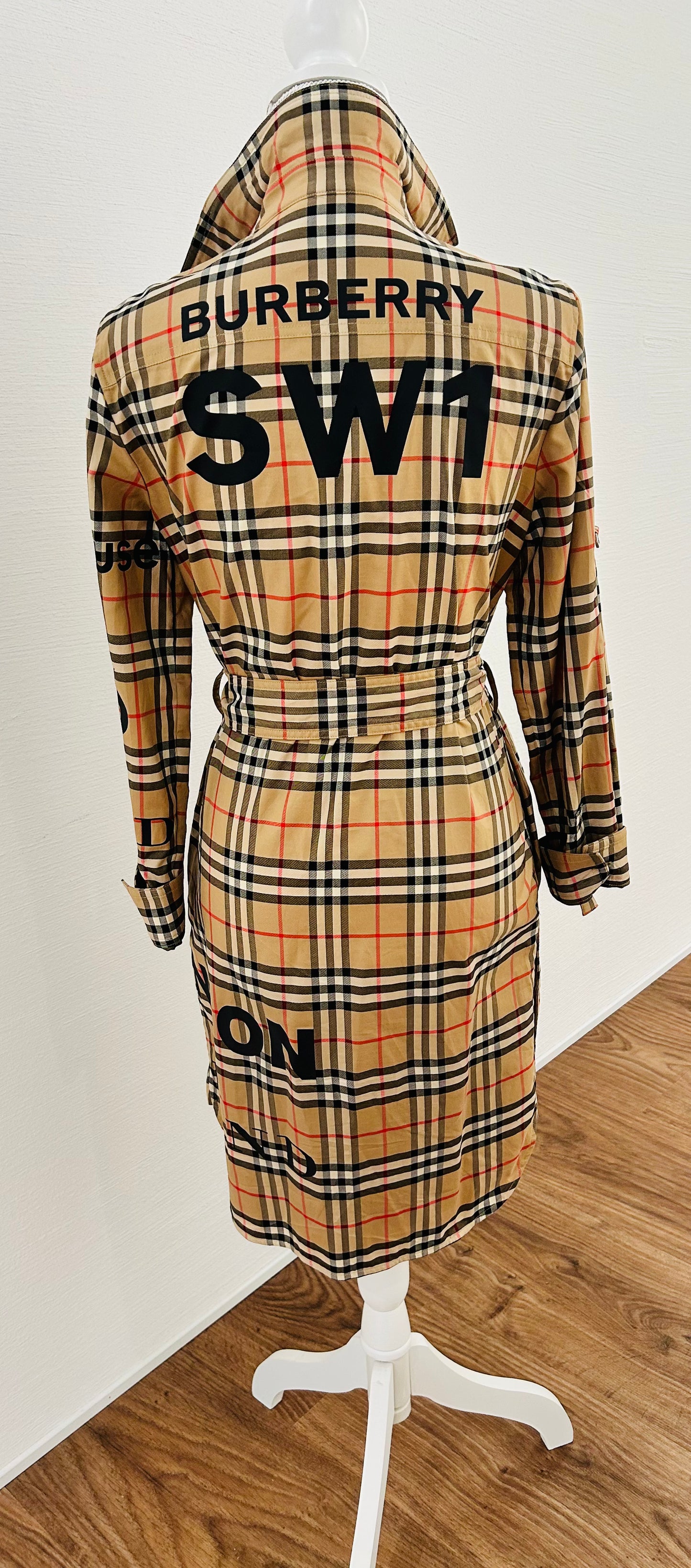 Kleid - Burberry Gr. 36